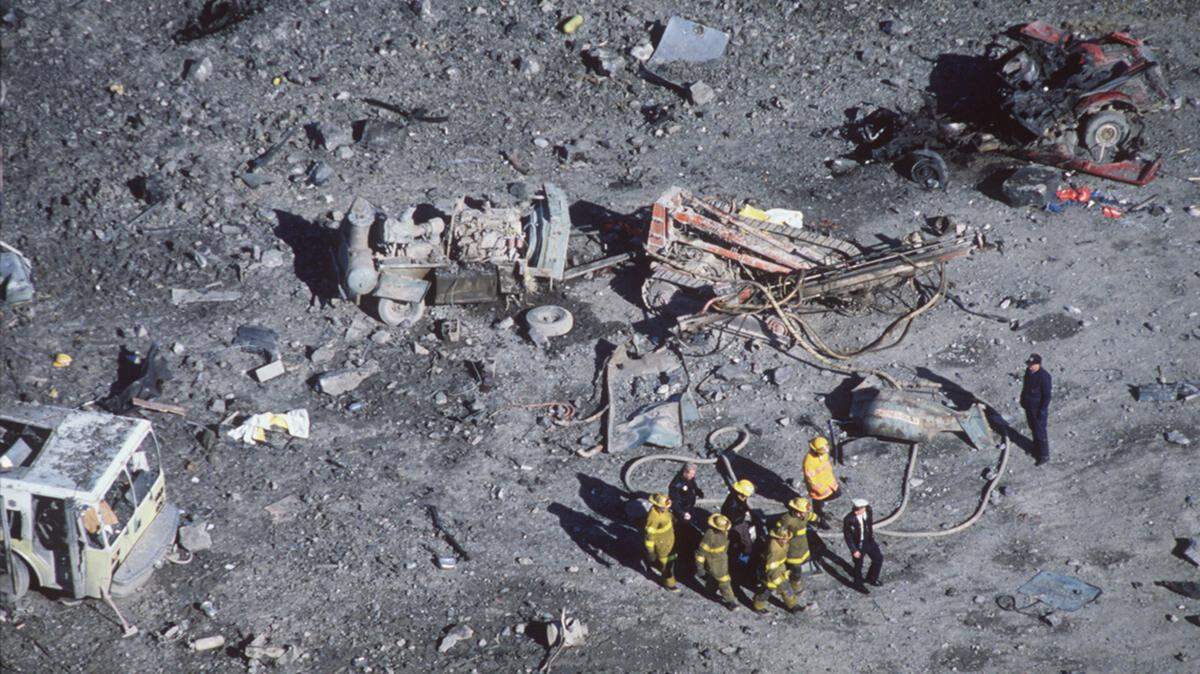 Nov. 29, 1988: Trailers containing ammonium nitrate and fuel oil for construction of Bruce R. Watkins Drive explode shortly after 4 a.m., killing six firefighters called to a fire at the site and waking people across the metropolitan area.