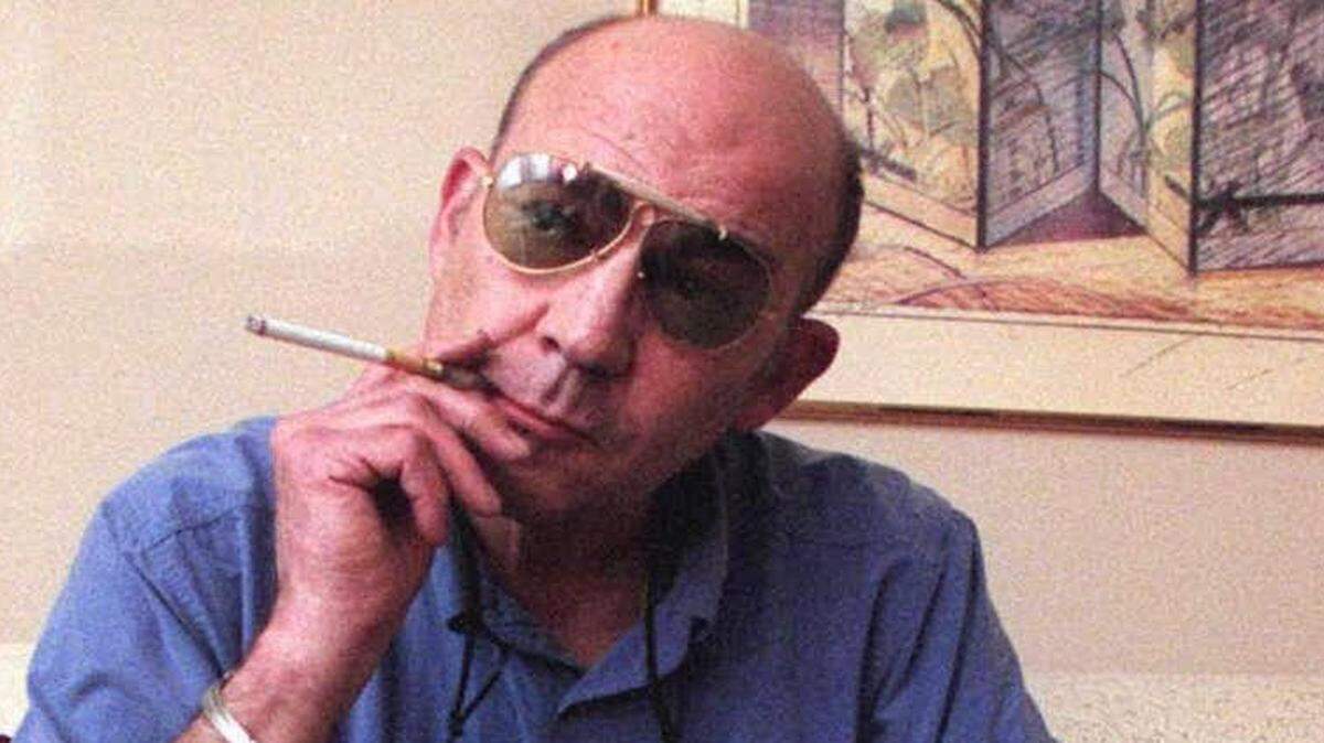 Cheryl Della Pietra’s debut novel, "Gonzo Girl," is inspired by her real experiences as Hunter S. Thompson’s assistant. The mix of novel and memoir, which could have been good, got caught up in clunky writing and too much self-awareness.