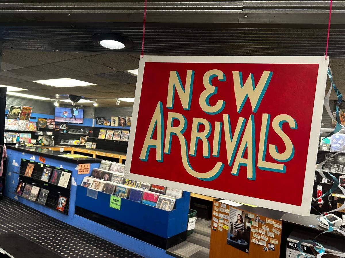 As its closing approaches, used music and smoking accessories are half-off at 7th Heaven.