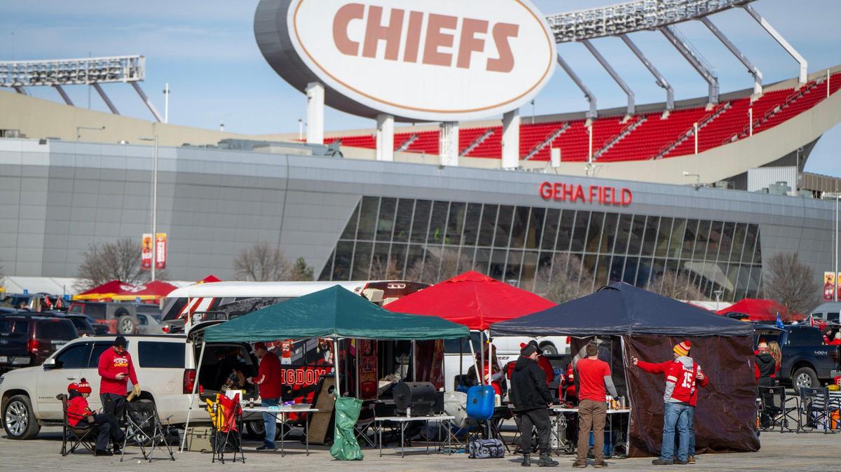 Fans tailgated ahead of the Kansas City Chiefs game against the Buffalo Bills during the AFC Championship Game on Sunday, Jan. 26, 2025, at GEHA Field at Arrowhead Stadium.