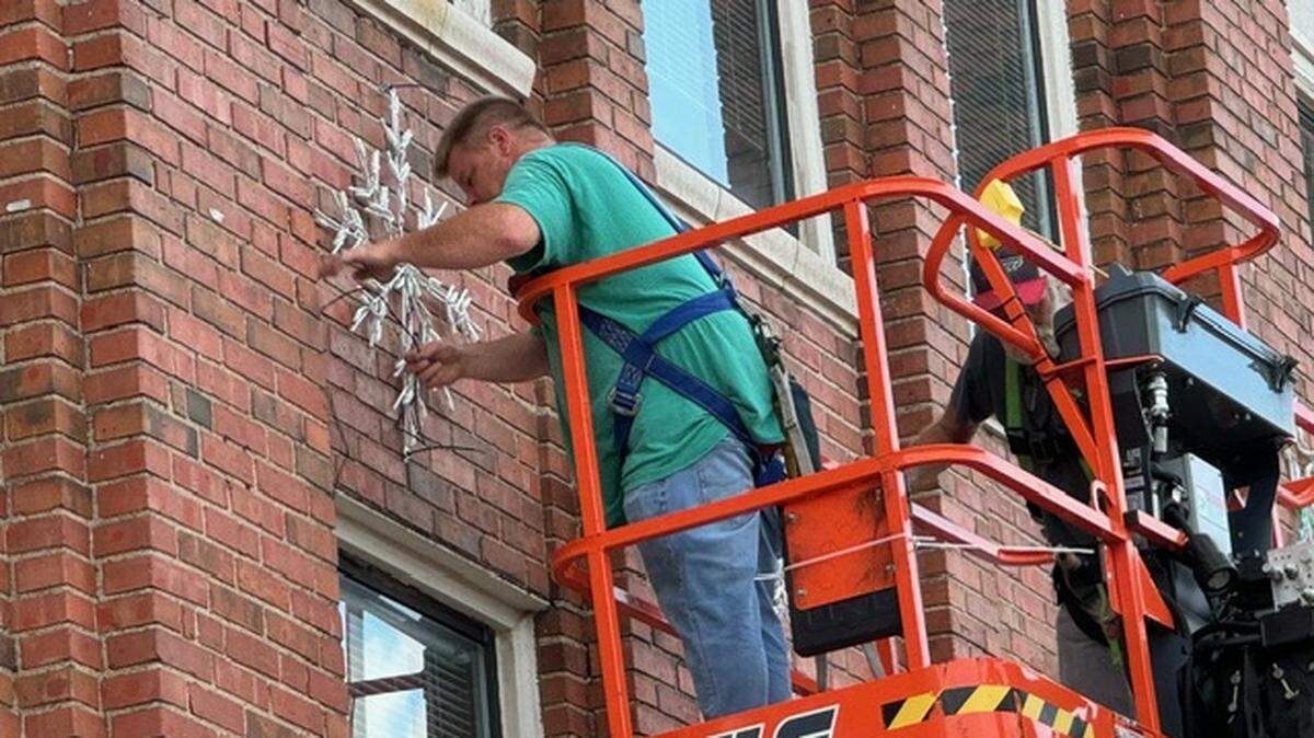 Christmas decorations were installed on the historic Independence Square as the city prepares to host filming of the new Chiefs Hallmark holiday movie.