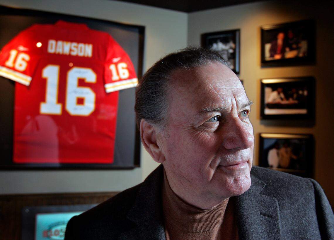 Len Dawson at his home in 2007.