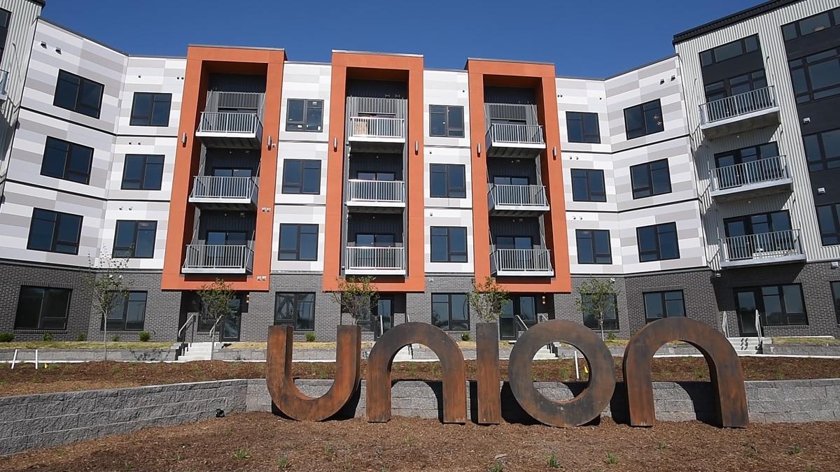 Union Berkley Riverfront, located on the south bank of the Missouri River just north of downtown Kansas City, is a $75 million mixed-use development with more than 400 luxury apartments.
