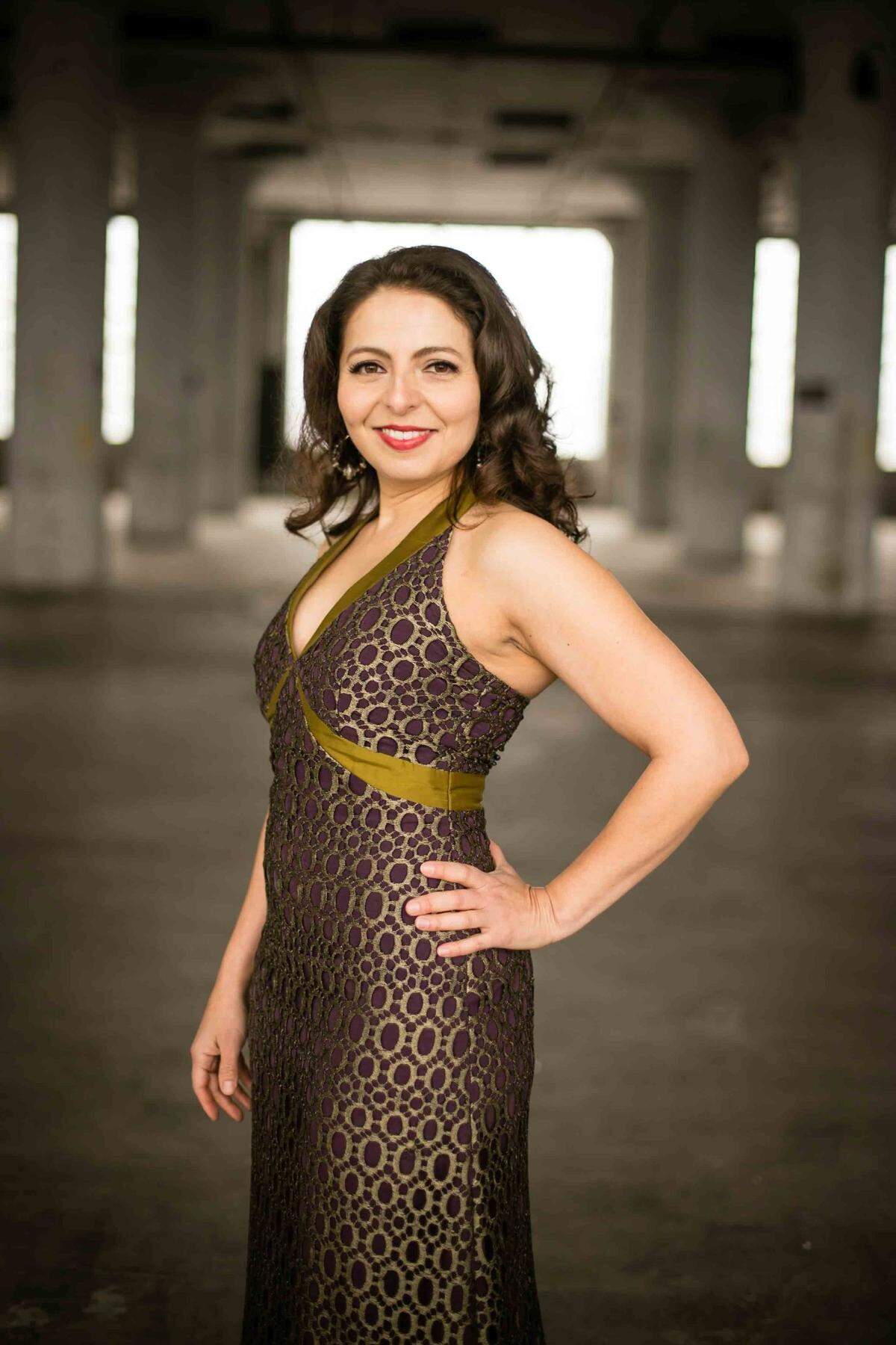 Soprano Victoria Botero’s “Navidad ~ Natal” will livestream from the 1900 Building on Dec. 14.
