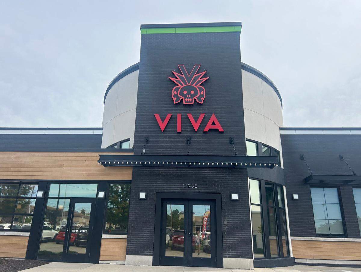 Viva opened in the old Wahlburgers spot this month.