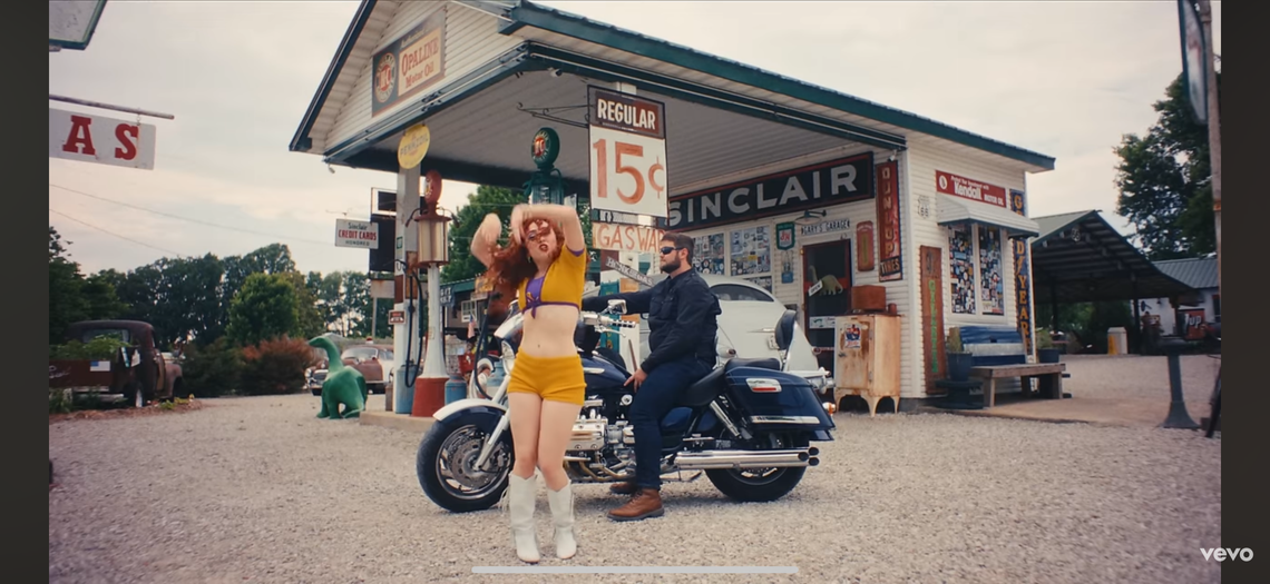 Roan at the iconic Sinclair station on Route 66 outside of Springfield.