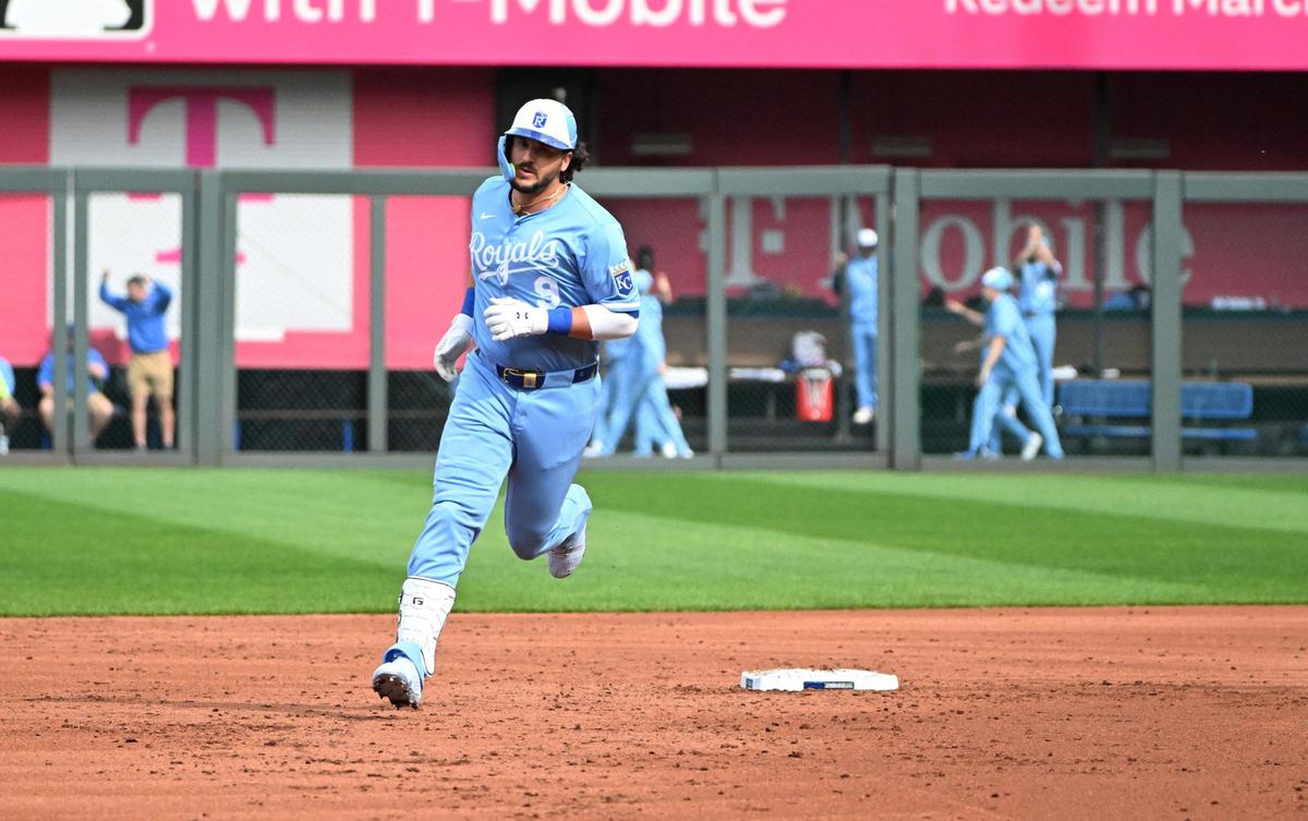 Kansas City Royals first base Vinnie Pasquantino (9) rounds the bases after hitting a 3-run homer in the 3rd inning against the Cleveland Guardians during the opening day game Thursday, March 27, 2025, at Kauffman Stadium.