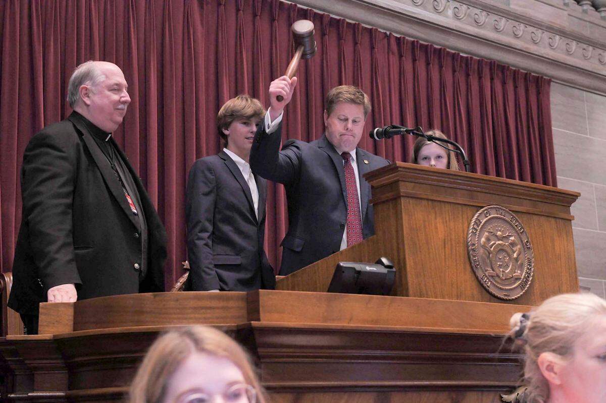 Missouri House Speaker Dean Plocher bangs the gavel on the final day of session.