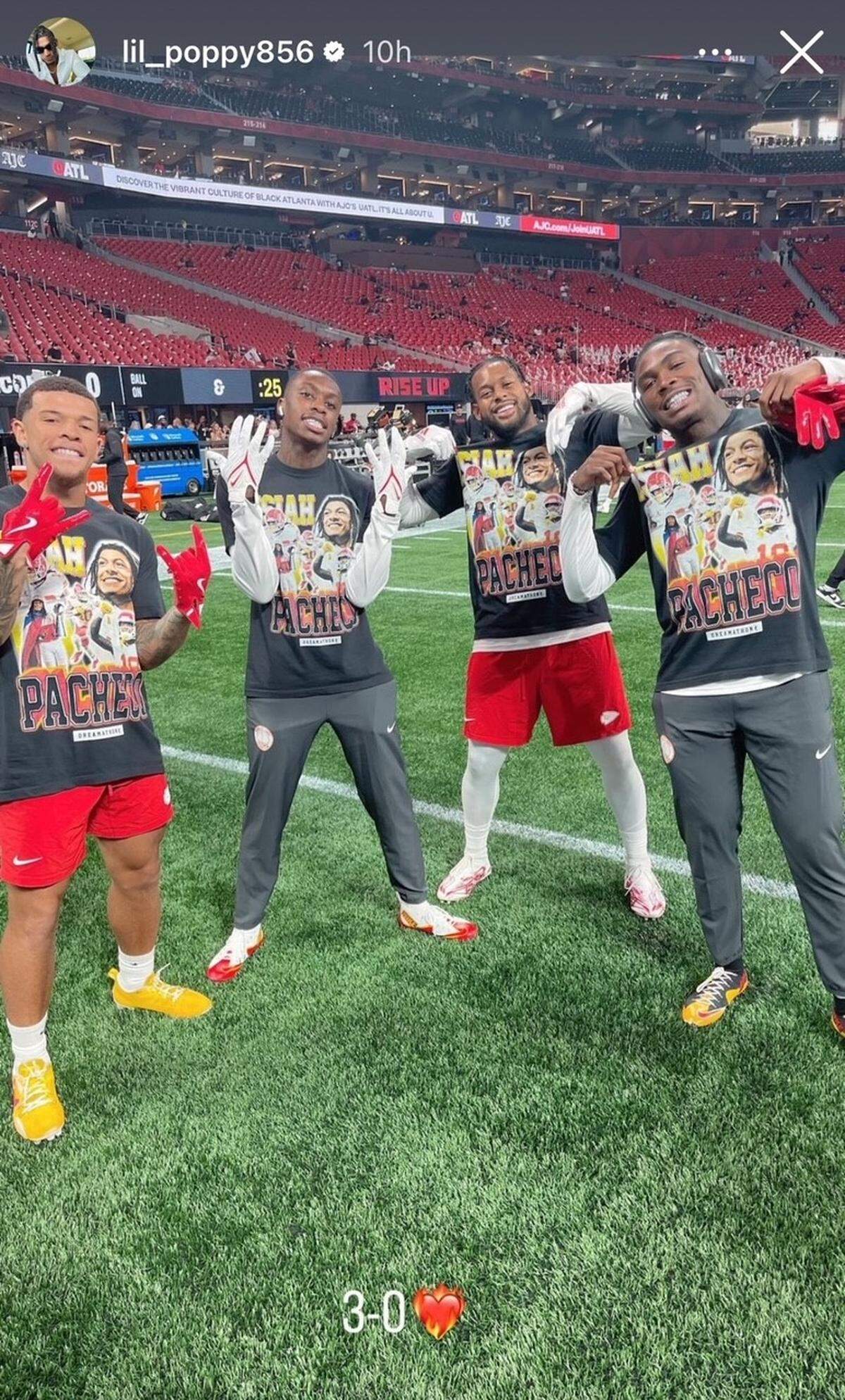 Chiefs wide receivers showed their support for injured teammate Isiah Pacheco.