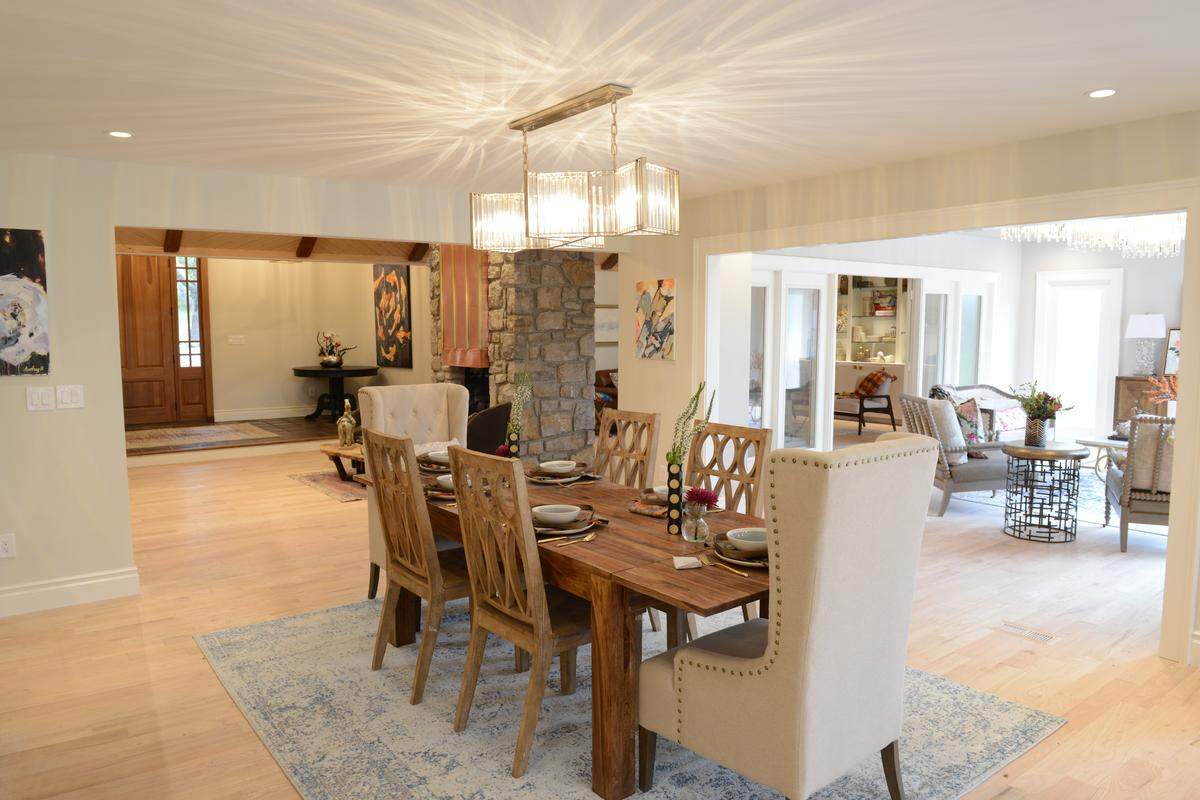 The dining room of a house renovated by Tamara Day for DIY Network's "Bargain Mansions."