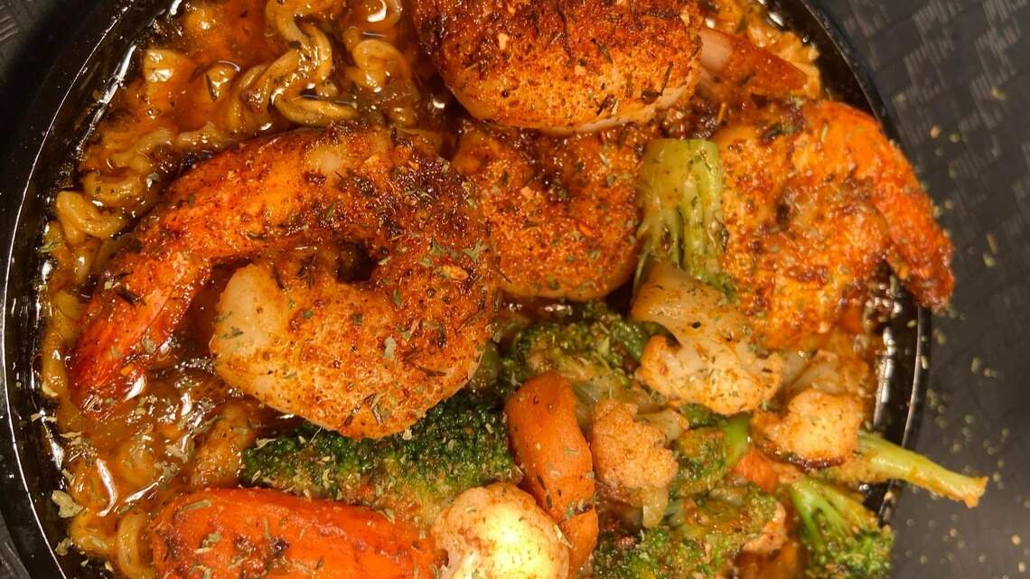 After fire shut down KC-area restaurant, it’s back. ‘Bigger and better’