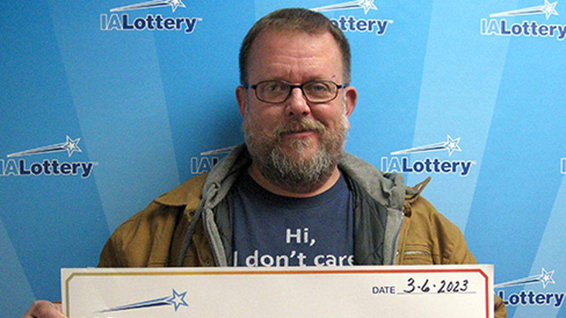 David Kruger with his oversized check.