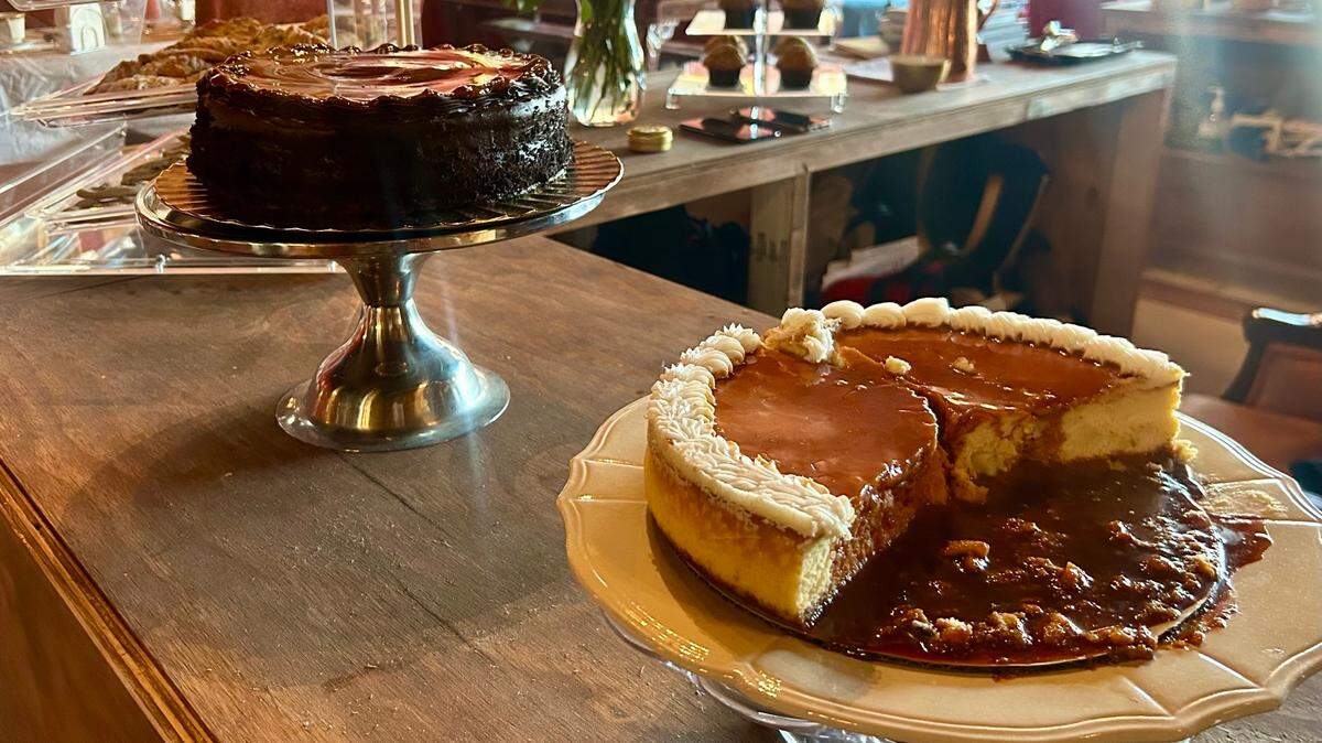 Buenos Aires sells chocolate cakes, dulce de leche cheesecake and other desserts.