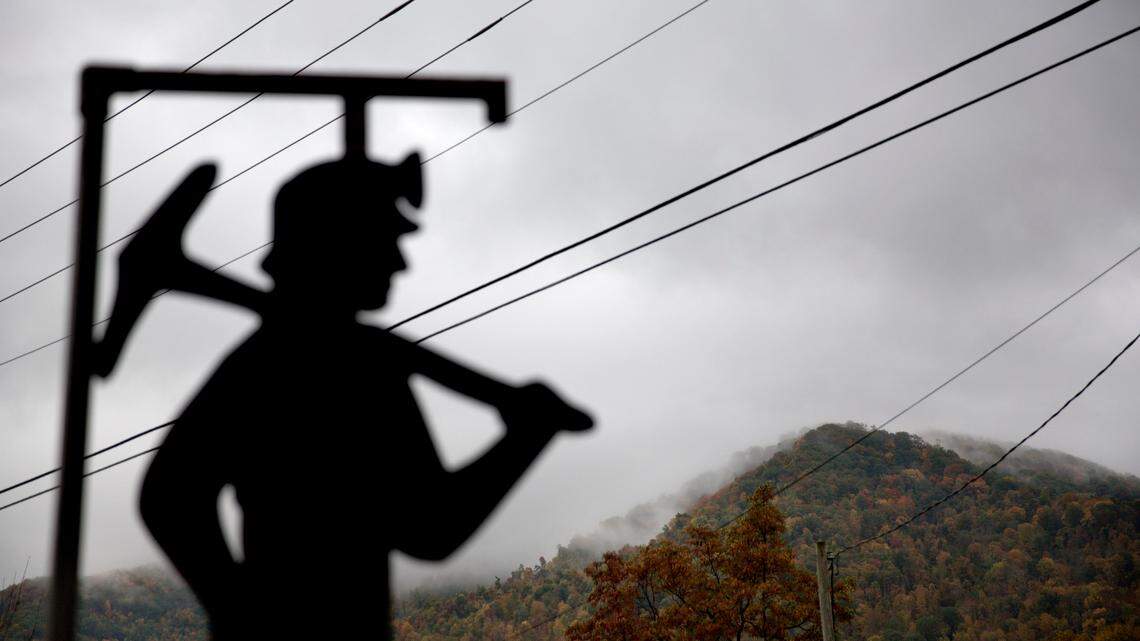 Miners should have been evacuated within 15 minutes after the fire started, the Mine Safety and Health Review Commission said.