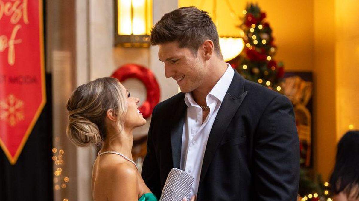 Jessica Lord and Laith Wallschleger play a pop superstar and professional football player who fall in love in a new Lifetime holiday movie, “Christmas in the Spotlight.” The movie is inspired by Taylor Swift and Travis Kelce.