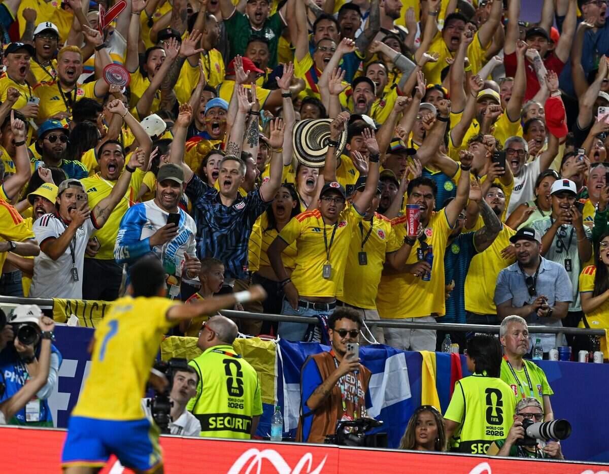 The crowd roars after Colombia midfielder Jhon Arias (11) scores following an assist from Colombia forward Luis Suárez (25) in the first half of the Colombia vs. Ghana 2026 World Cup Round of 32 football match at Kansas City (Arrowhead) Stadium in Kansas City on Friday, July 3, 2026.