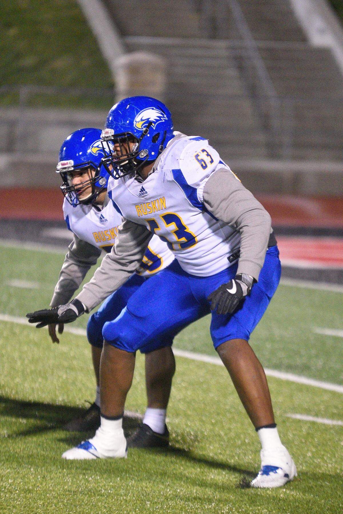 Aireontae Ersery, a Ruskin High School graduate, is a projected early-round NFL Draft pick.