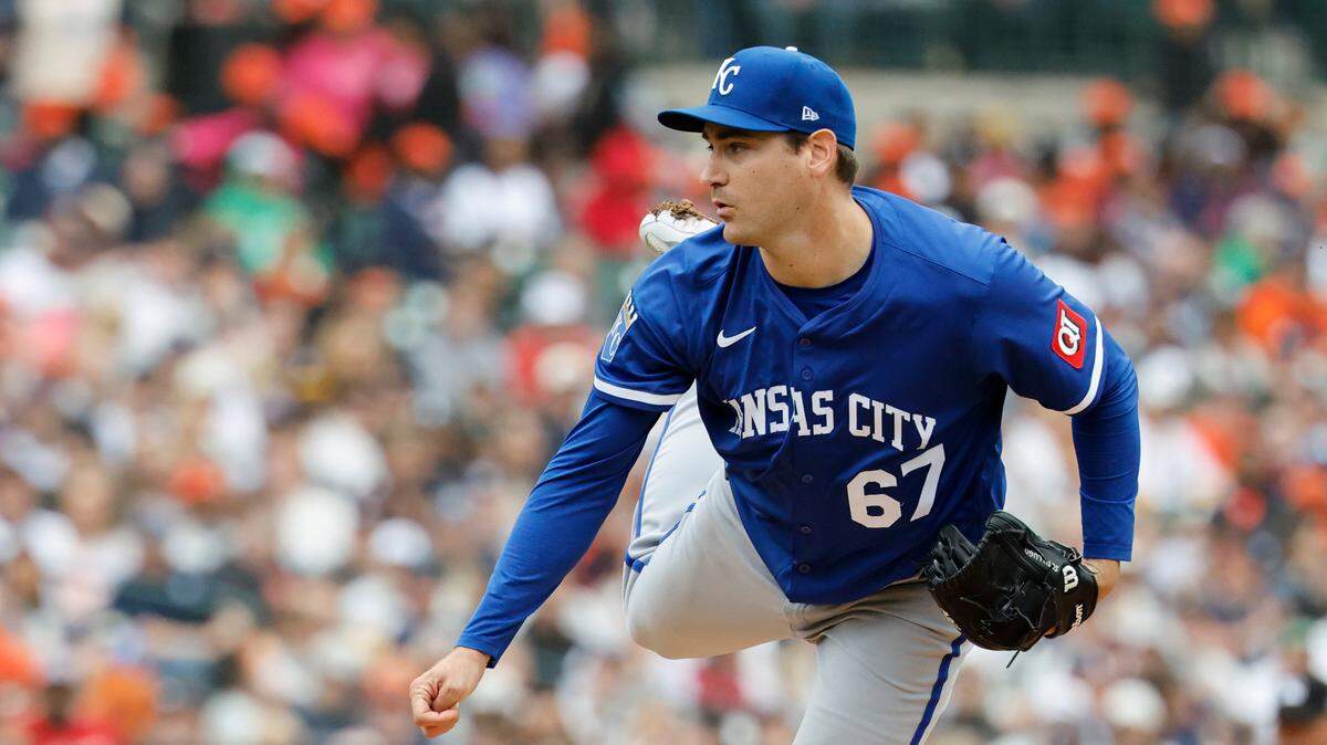 Kansas City Royals pitcher Seth Lugo (67) pitches in the first inning against the Detroit Tigers at Comerica Park on April 19, 2025.