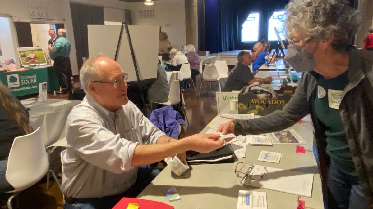 Stephen Melton, the chapter leader of Citizens’ Climate Lobby in Kansas City, was among the two dozen vendors for the Earth Festival held at Unity Temple on Saturday at the Country Club Plaza. 