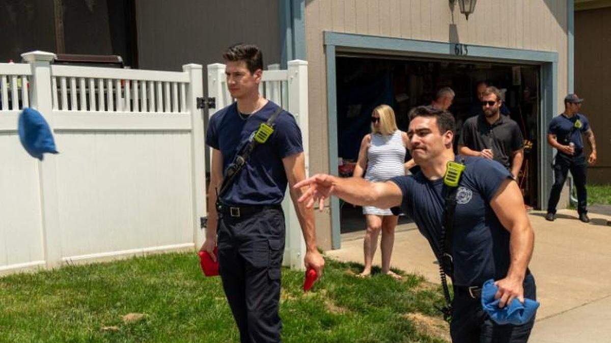 First responders attend a North Kansas City block party.