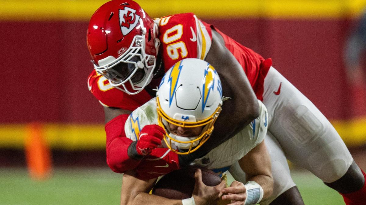 Kansas City Chiefs defensive end Charles Omenihu sacks Los Angeles Chargers quarterback Justin Herbert in the second of half of the Chiefs game vs. the Los Angeles Chargers on Sunday, Dec. 8, 2024 at GEHA Field at Arrowhead Stadium.