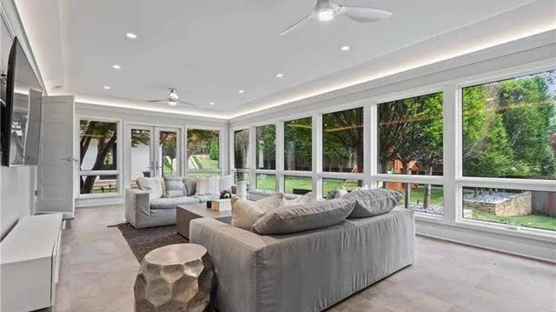 Mira la casa en venta de $3 millones de Patrick Mahomes, estrella de los Chiefs