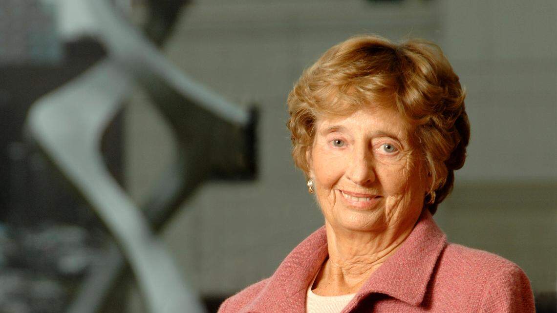 Virginia Stowers, co-founder of the Stowers Institute for Medical Research, died Saturday. She was 91.