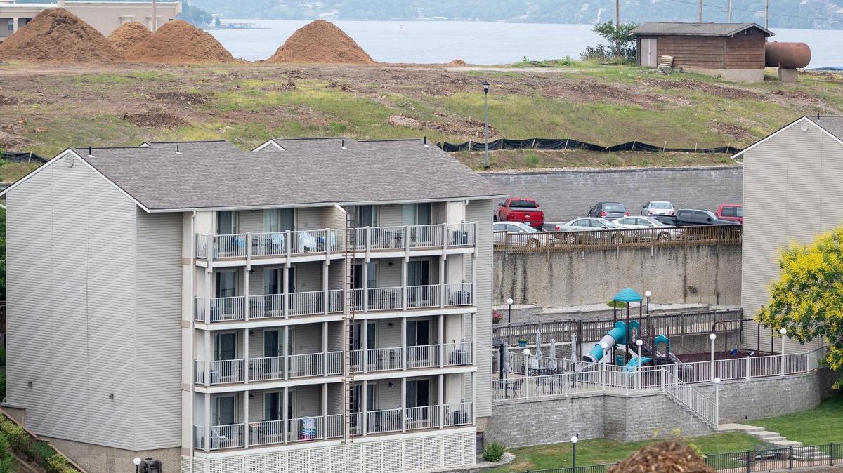 Land around Lakewood Resort that was once covered with trees has been reduced to dirt and piles of wood chips. More than 1,000 timeshare owners have been left in the dark about a new development at the Lake of the Ozarks.