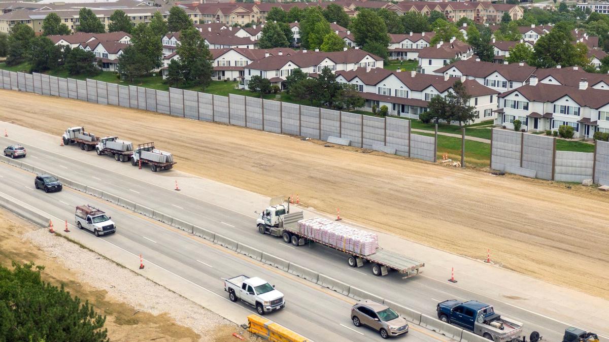 Sound barriers have been installed along U.S. 69 Highway in Overland Park near The Louis Overland Park apartment complex which sits off the highway at 13900 Newton St., in Overland Park. 061824.