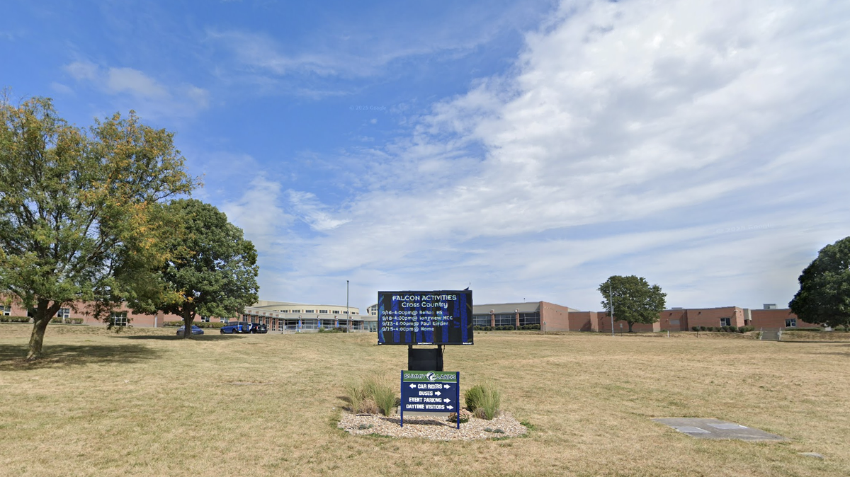 Summit Lakes Middle School received a threatening call Monday evening that prompted a police investigation, Lee’s Summit School District officials said. Education at the building proceeded as scheduled Tuesday. This Google Maps screenshot shows the area in September 2024.