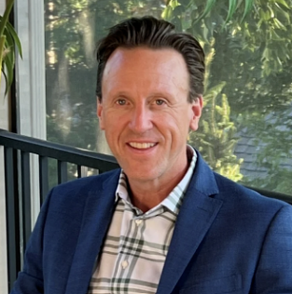 Geoff Holton is running for Johnson County Community College Board of Trustees.