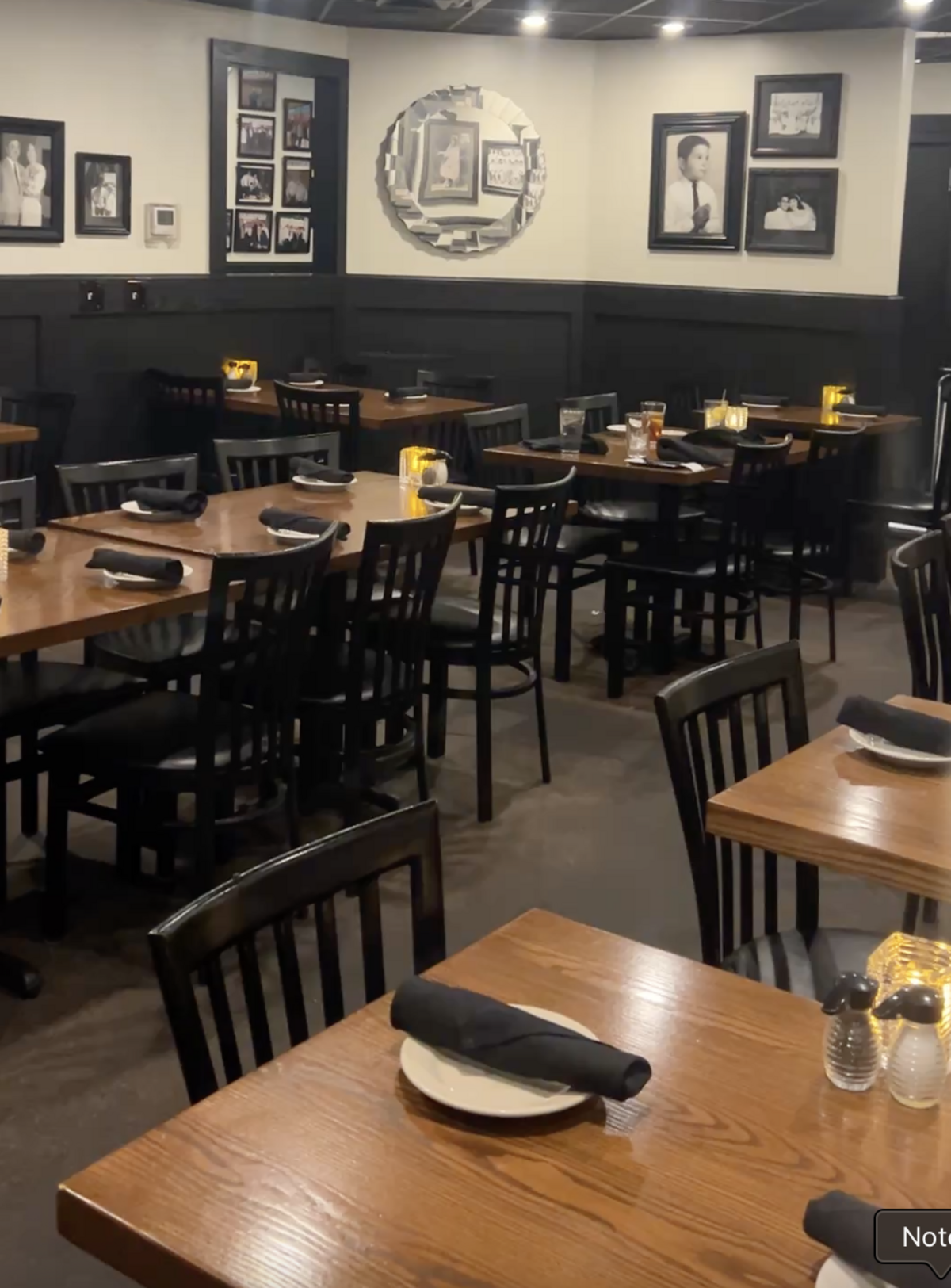 Garozzo’s is a typical up-scale dining experience — customers are greeted by a host and sat in their large dining room space lined by black-and-white historical photos, memorabilia and awards. Black-tie waiters can offer recommendations of favorite dishes — like the Cavatelli Catania.