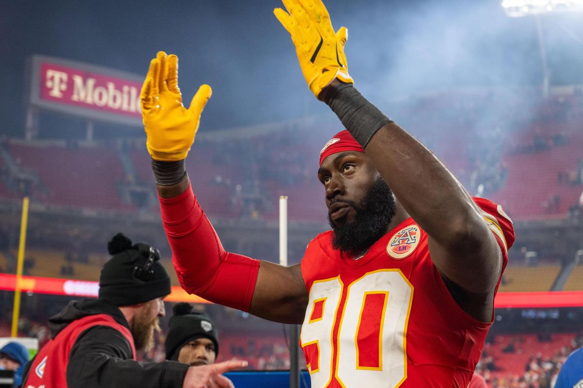 Kansas City Chiefs defensive end Charles Omenihu blows a kiss to fans after the Chiefs last minute win vs. the Las Vegas Raiders on Friday, Nov. 29, 2024, at GEHA Field at Arrowhead Stadium.
