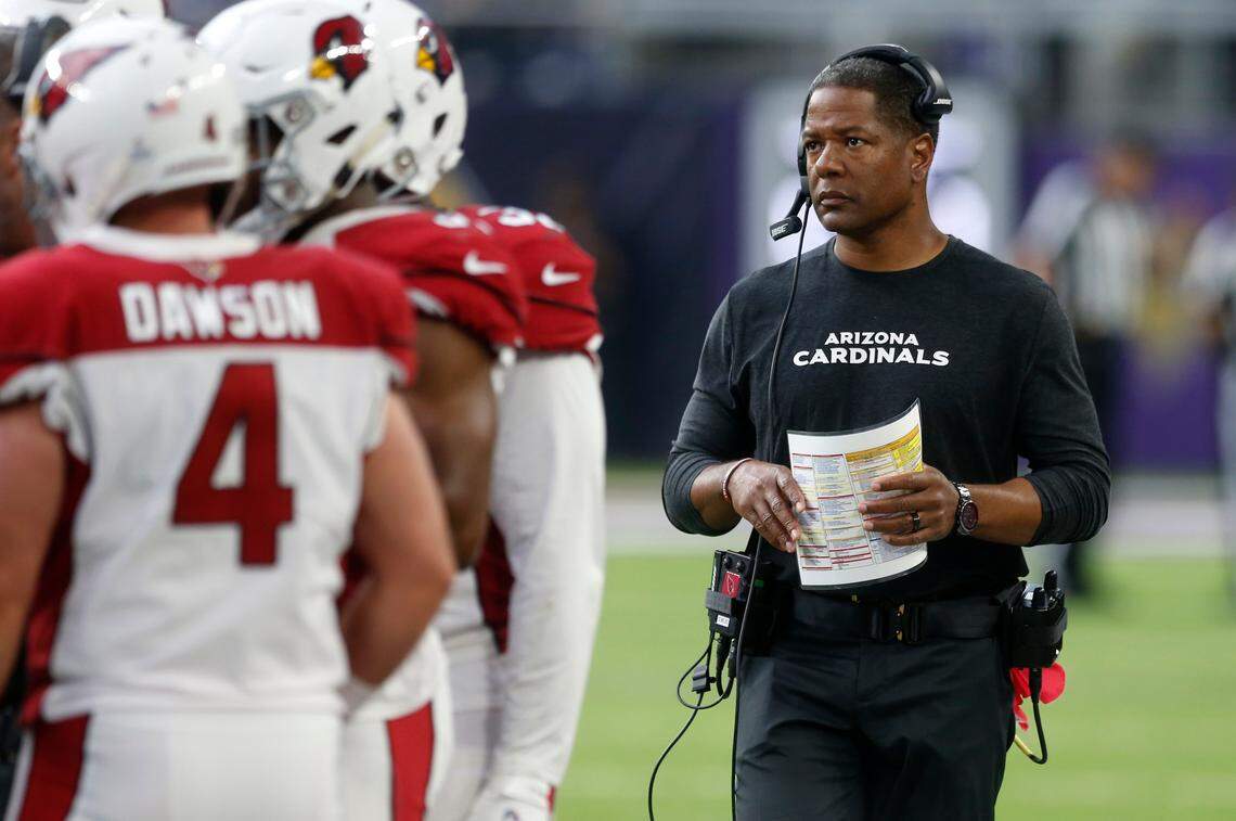 Arizona Cardinals head coach Steve Wilks walks on the sideline during the second half of an NFL football game against the Minnesota Vikings, Sunday, Oct. 14, 2018, in Minneapolis. (AP Photo/Jim Mone)