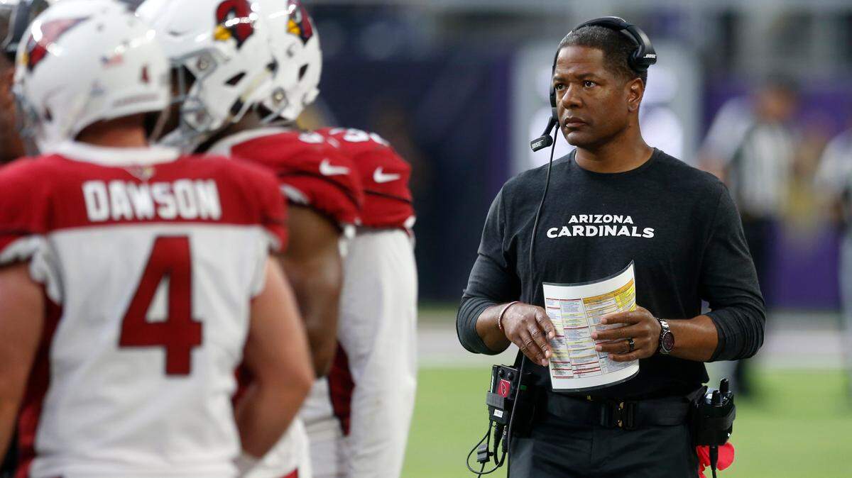 Arizona Cardinals head coach Steve Wilks walks on the sideline during the second half of an NFL football game against the Minnesota Vikings, Sunday, Oct. 14, 2018, in Minneapolis. (AP Photo/Jim Mone)