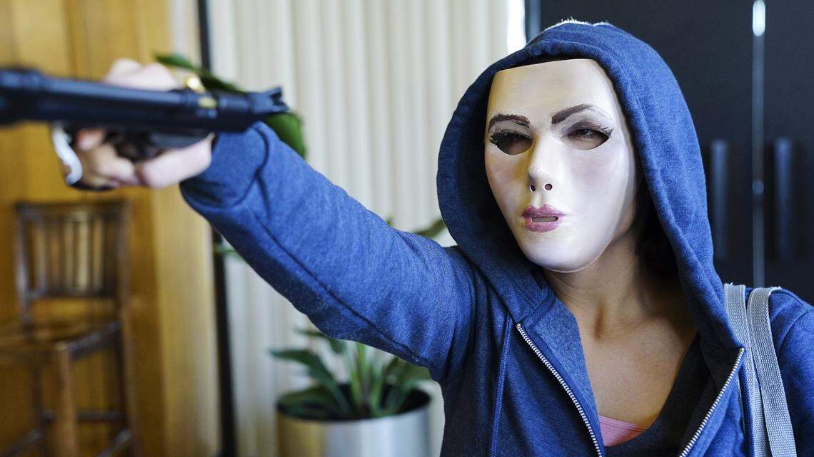 CBS' "Pink Collar Crimes" debuts at 7 p.m. July 28 with the episode "Minivan Mom Bank Robber."