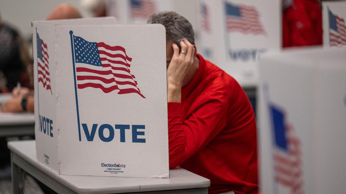 Voters fill out paper ballots at the Midwest Genealogy Center in Independence in this 2024 file photo. Missouri’s municipal elections will be held on April 7, and early voting begins on March 23.