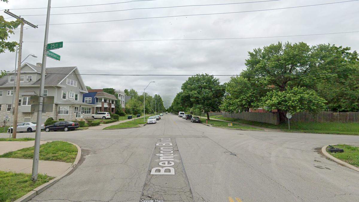 A neighbor called police after finding a man in need of medical attention in a nearby apartment in the 2500 block of Benton Boulevard in Kansas City’s Washington Wheatley neighborhood. The man was pronounced dead, and police have launched a homicide investigation. This Google Maps Street View image shows the area in 2024.