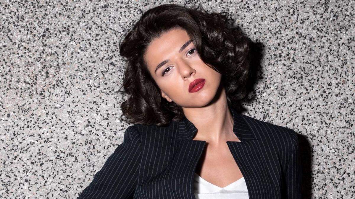 Pianist Khatia Buniatishvili will perform Sept. 17 at the Kauffman Center for the Performing Arts.