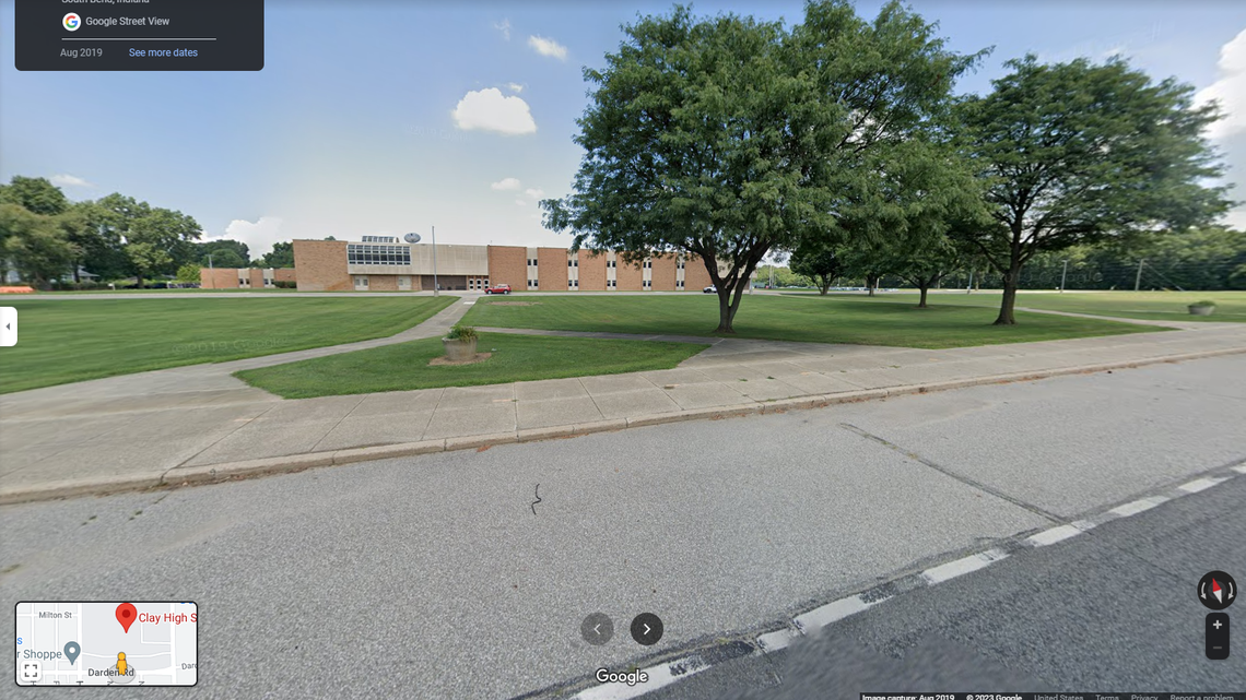 A former high school teacher in South Bend kissed a teenager in his classroom and sent her naked photos, cops said.