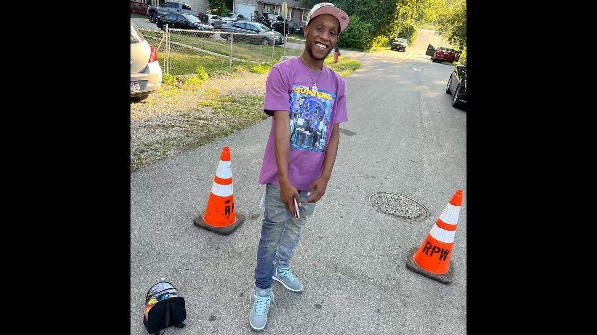 Oshaee Leneer Spinks, 26, was fatally shot Sunday in Kansas City. His girlfriend said he was a hard-working rapper who loved to care for the kids in her family.