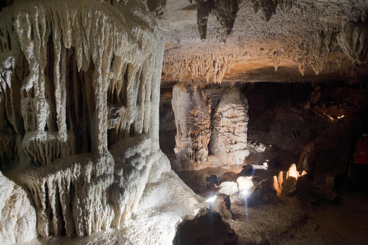On the tour of Fantastic Caverns in Springfield: the Hall of Giants.
