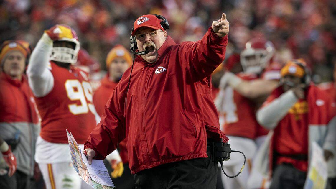 Clark Hunt, Andy Reid pay homage to past as seek new history | Kansas ...