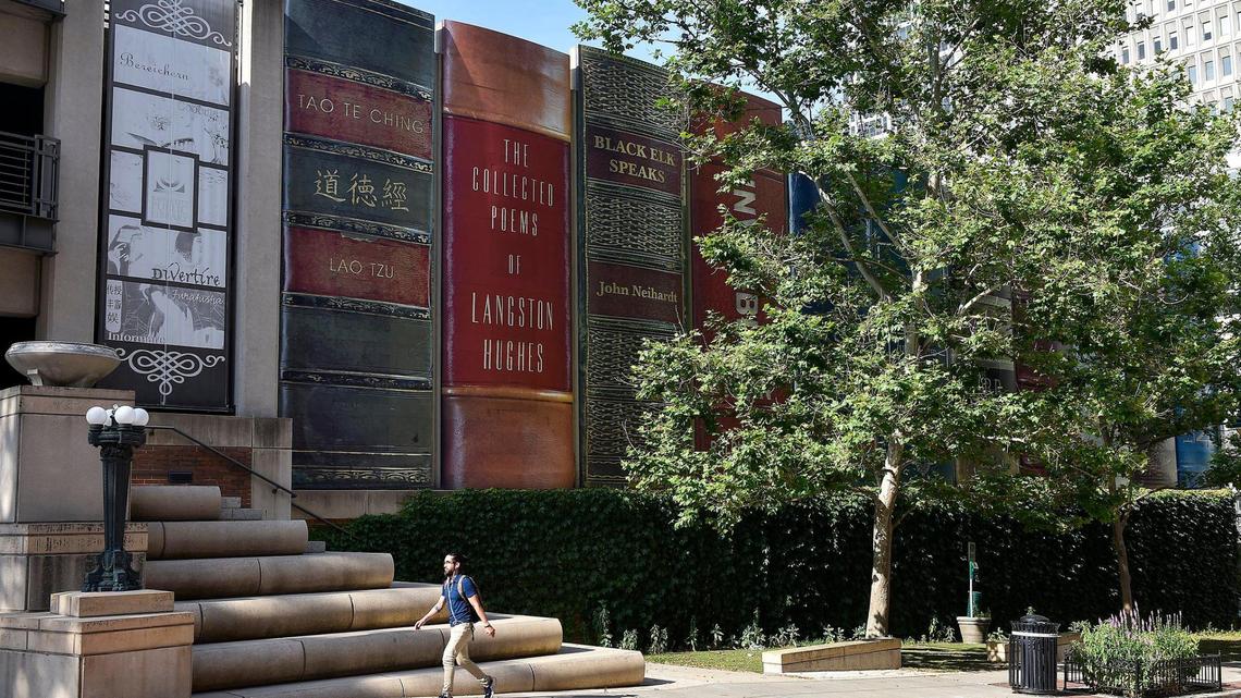 Central Library branch of the Kansas City Public Library.
