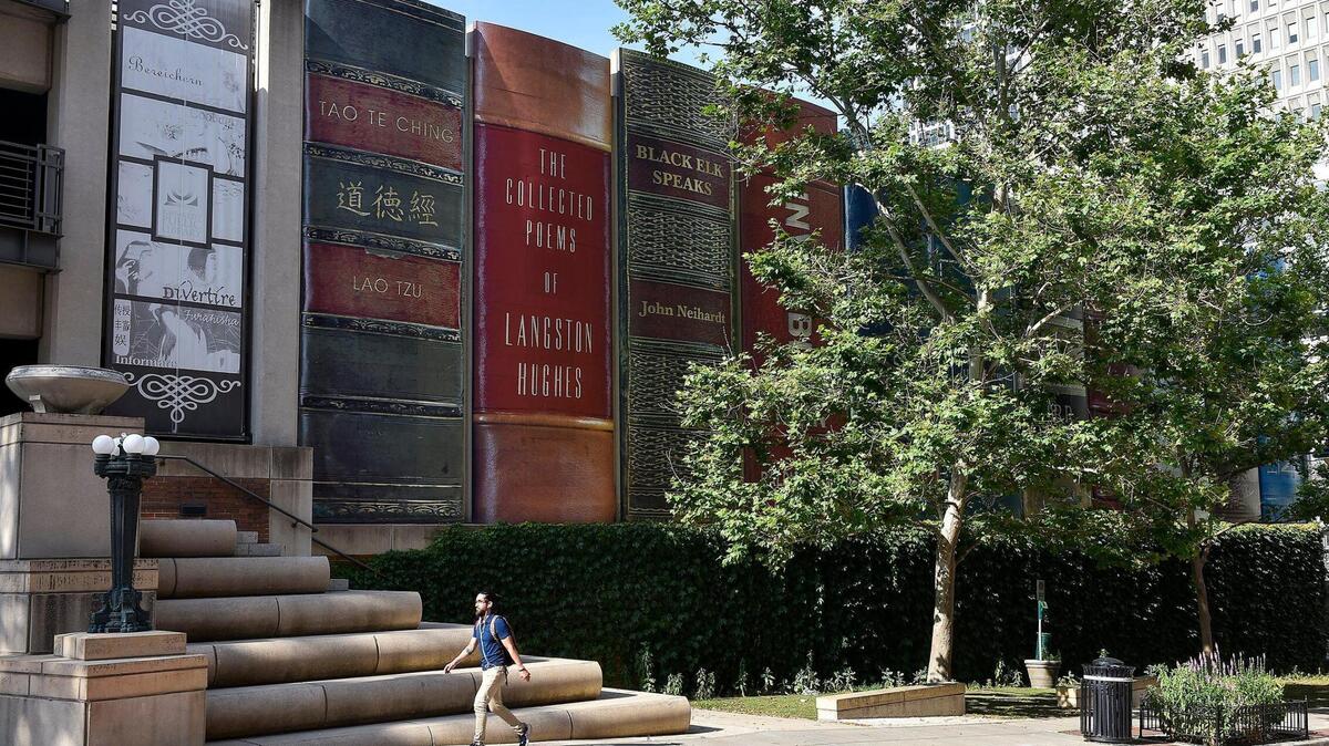 Central Library branch of the Kansas City Public Library.