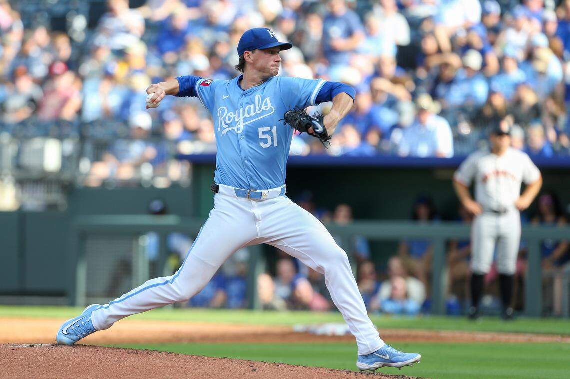 Kansas City Royals pitcher Brady Singer (51) pitches during the third inning against the San Francisco Giants at Kauffman Stadium on Sep 21, 2024 in Kansas City, Missouri, USA.