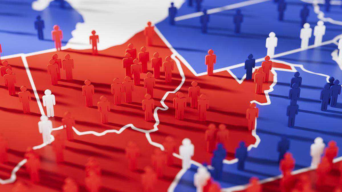 Republicans and Democrats spent a fortune after the last census to gerrymander away contested elections. It didn’t matter much.