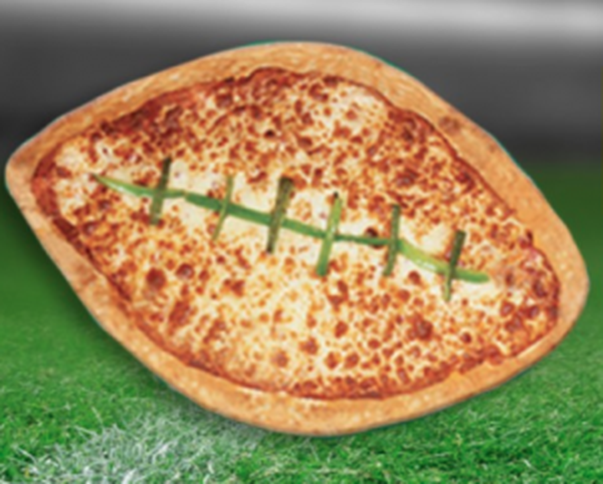 Minsky’s has football-shaped pizzas.
