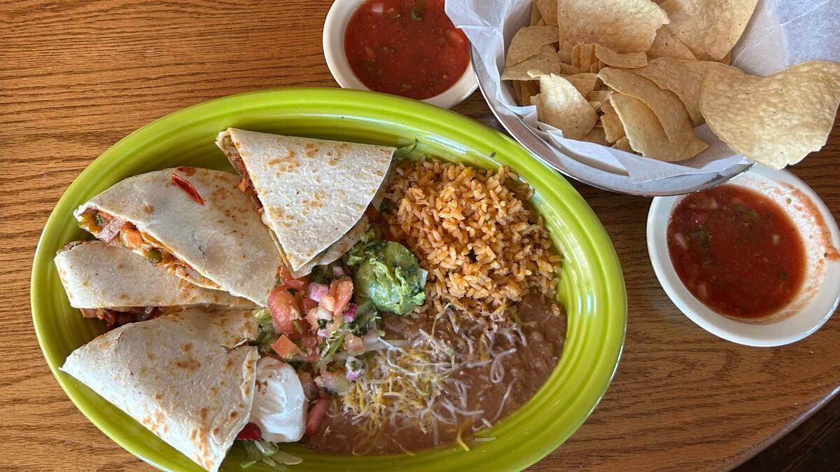 On the menu at El DD: shrimp quesadillas, rice, refried beans and salsa.