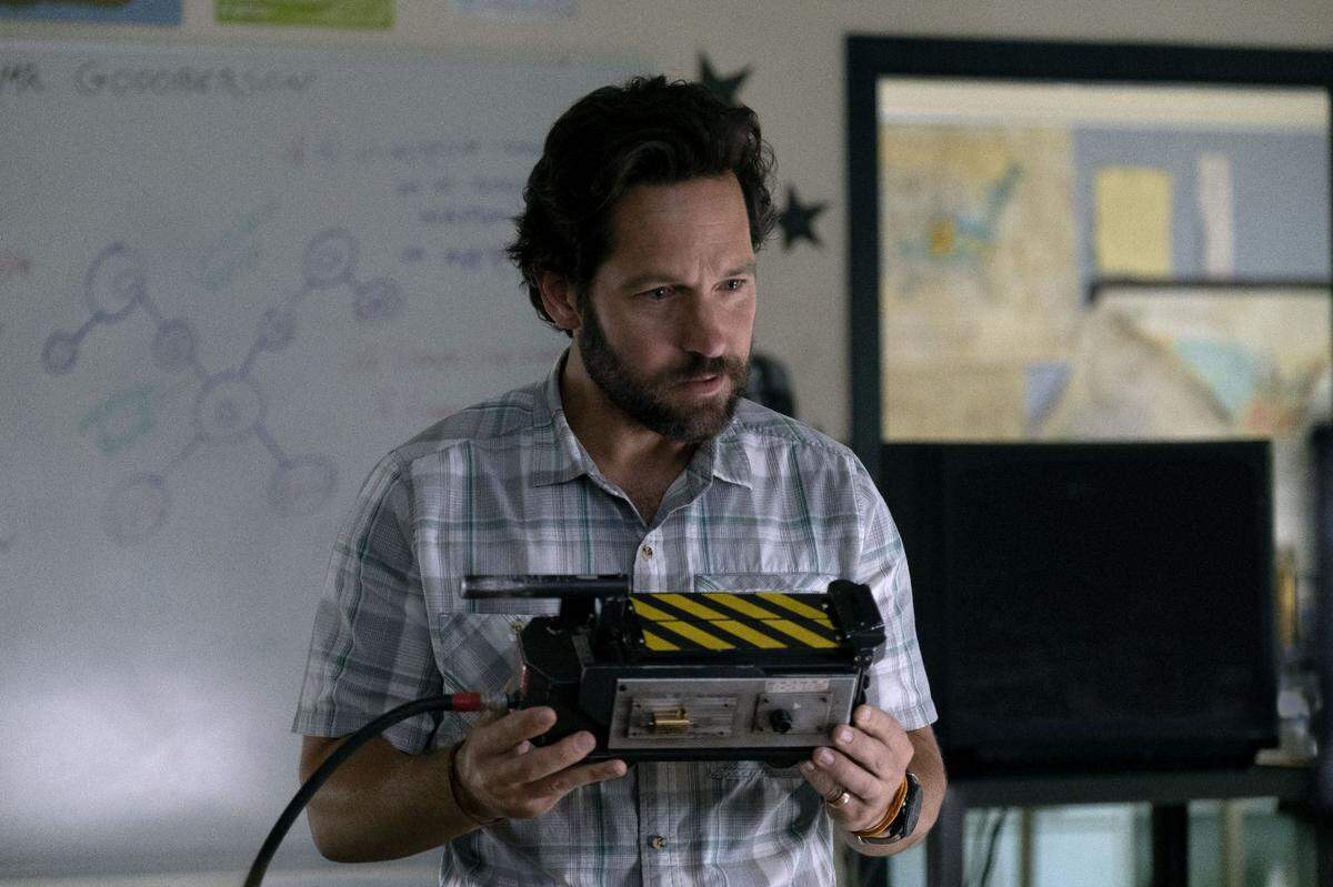 In “Ghostbusters: Afterlife,” Mr. Grooberson (Paul Rudd) learns that a ghost trap one of his students found is no toy.